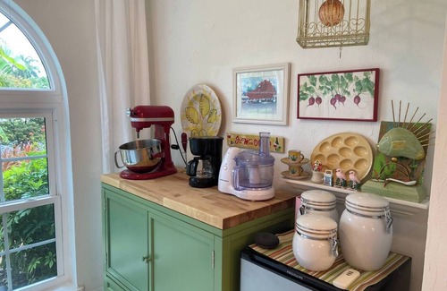 Gleneagles Apartamento | Charming 2-bedroom apartment with AC, WiFi in fabulous Naples