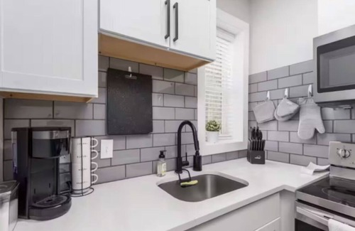 Pueblo Apartamento | Charming 2-bedroom apartment in wonderful Pueblo with AC, WiFi