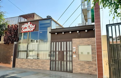 Santiago de Surco Apartamento | Charming 2-bedroom apartment with AC, WiFi in amazing Lima