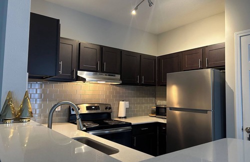 Kennesaw Apartamento | Charming 2-Bedroom Apt with WiFi & Fitness Room, Near Truist Park in Metro ATL