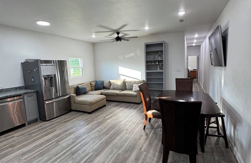 Ferndale Casa | Charming 2-bedroom barndominium with indoor basketball/pickleball court and pond