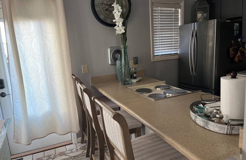 East Walnut HIlls Condominio | Charming 2-bedroom condo with WiFi, AC, <10 min from downtown Cincinnati