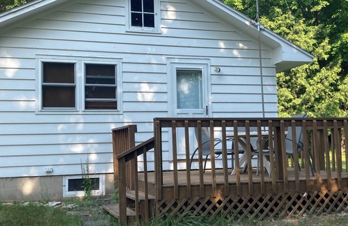 Fish Creek Cabaña | Charming 2-bedroom cottage in Fish Creek with AC, heat, WiFi