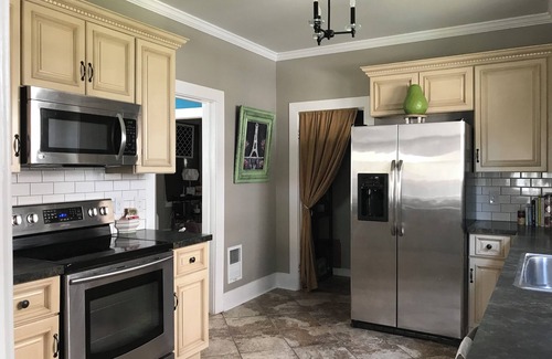 Hagerstown Cabaña | Charming 2-bedroom cottage with fenced yard pet friendly!