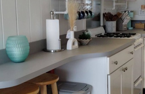 Phippsburg Cabaña | Charming 2-bedroom cottage on serene Popham Beach.