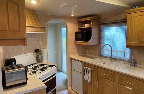Dornoch Casa | Charming 2-bedroom caravan in beautiful Clashmore with WiFi