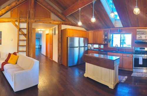 Dayton Cabina | Charming 2-bedroom cabin near Bluewood Ski Resort