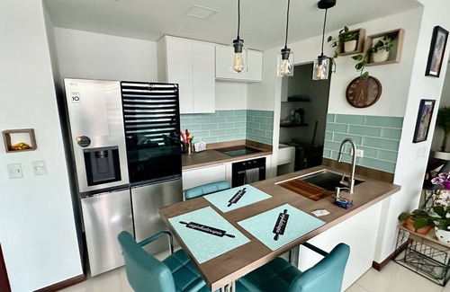 Hatillo Apartamento | Charming 2-bedroom condo apartment with WiFi, fitness & pool in San José