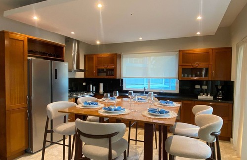 El Limon Condominio | Charming 2-bedroom condo on the beach in El Limón with AC, WiFi, and Pool.