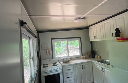 Mentone Casa | Charming 2-bedroom container house in lovely Mentone with WiFi, AC, NO PETS