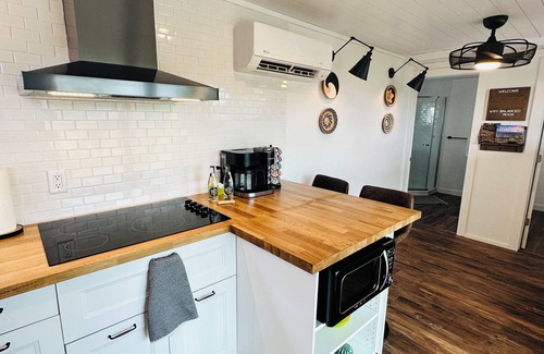 Mason Casa | Charming 2-bedroom container home on 32 secluded acres!