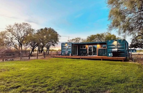 Mason Casa | Charming 2-bedroom container home on 32 secluded acres!