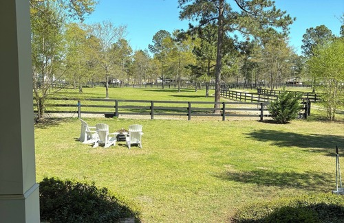 Aiken Cabaña | Charming 2-bedroom cottage "The Hideout" in delightful Aiken, SC