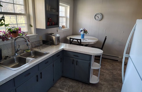 Cajah's Mountain Casa | Charming 2-bedroom country house with AC, WiFi in Lenoir