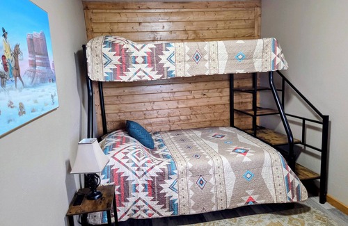 Bernalillo Otro | Charming 2-bedroom farmhouse between Albuquerque and Santa Fe.