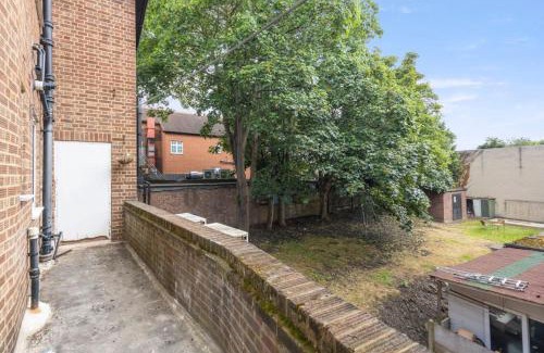 Copers Cope Apartamento | Charming 2 Bedroom Flat on High Street Beckenham