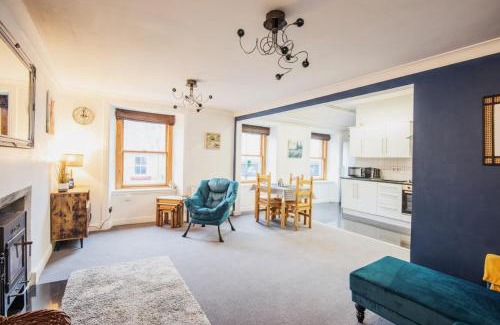 Kirriemuir Apartamento | Charming 2 Bedroom Flat in the Heart of Kirriemuir