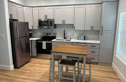 Sacramento Casa | Charming 2-bedroom house in Pleasant Sacramento with AC