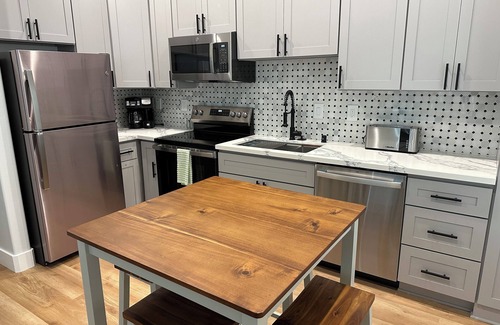 Sacramento Casa | Charming 2-bedroom house in Pleasant Sacramento with AC