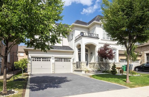 Brampton Apartamento | Charming 2 Bedroom Hideaway
