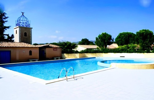 Eyguieres Casa | Charming 2-bedroom house with pool, WiFi, AC in peaceful Eyguières