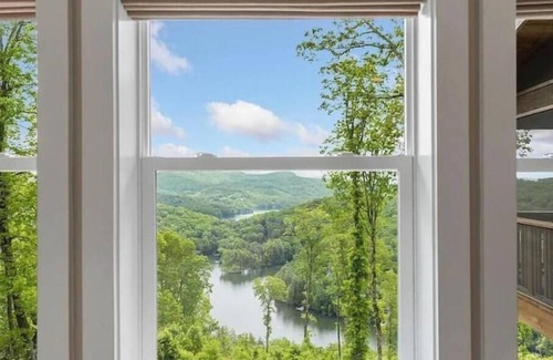 Cullowhee Casa | Charming 2-bedroom house in peaceful Cullowhee with AC