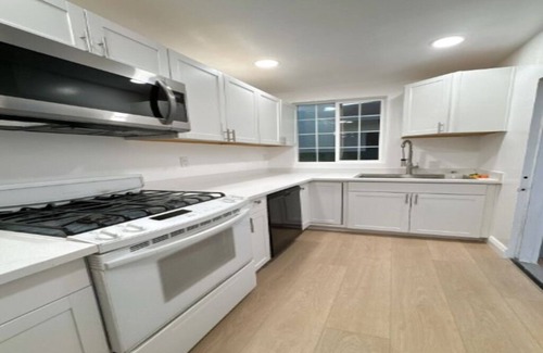 Central San Mateo Casa | Charming 2-bedroom house with WiFi and AC in San Mateo