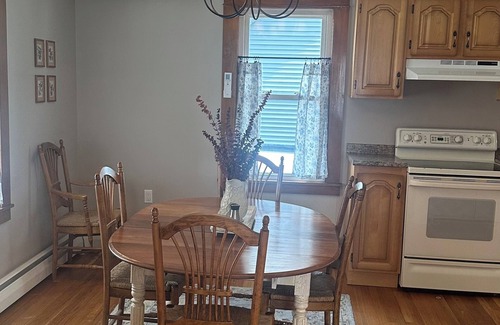 Skowhegan Casa | Charming 2-bedroom house with AC, WiFi in enchanting Skowhegan