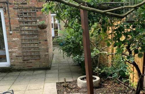 Highbury West Apartamento | Charming 2 Bedroom Home 3 mins from Arsenal Station