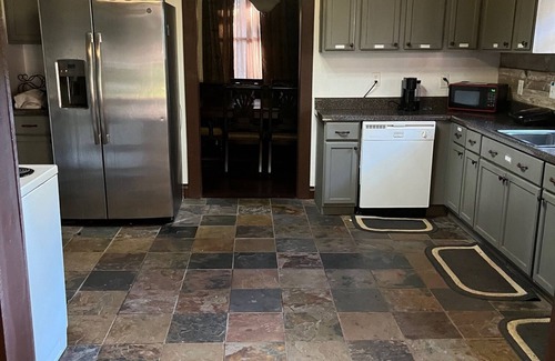 Easley Casa | Charming 2-bedroom home in tranquil Easley