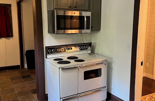 Easley Casa | Charming 2-bedroom home in tranquil Easley