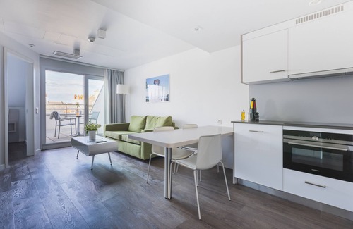 Nyon Casa | Charming 2-bedroom hotel in marvelous Nyon with fitness room, WiFi