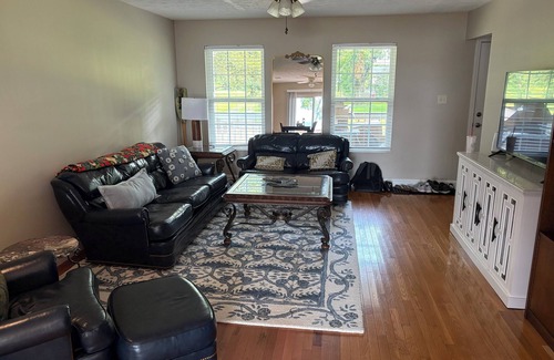 Dale Casa | Charming 2-bedroom house in enjoyable Beaufort on the water.