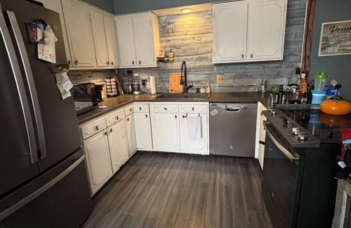 Galloway Casa | Charming 2-bedroom house with AC, fitness room in gorgeous Galloway