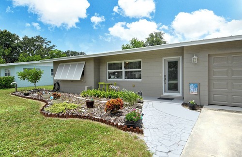 South Sarasota Casa | Charming 2-bedroom house with AC in Sarasota