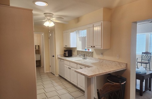 Sun City Casa | Charming 2-bedroom House with WiFi and AZ Room in Fabulous Sun City