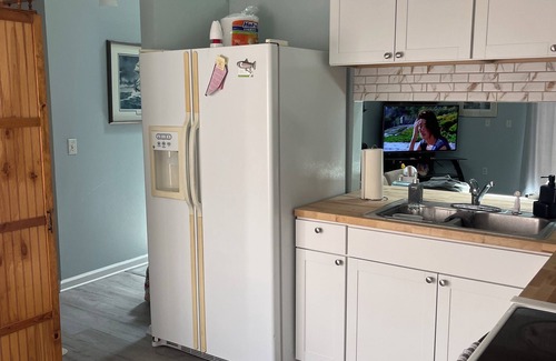 Deltona Lakes Casa | Charming 2-bedroom house with WiFi, AC in fabulous Deltona , Florida