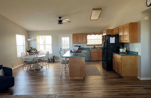 Lone Rock Casa | Charming 2-bedroom house in lovely Norfork Surrounding Area