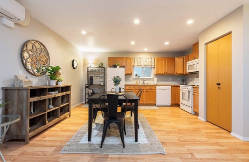 West Central Casa | Charming 2-bedroom house in Spokane with WiFi and AC