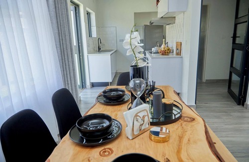 Harare Casa | Charming 2-bedroom house in amazing Harare with WiFi