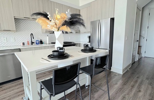 Buckhead Condominio | Charming 2-bedroom in Atlanta with HUGE PRIVATE rooftop terrace