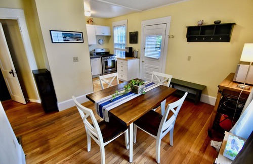 Munjoy Hill Apartamento | Encantadores escalones de 2 dormitorios del paseo marítimo del este
