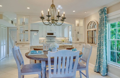 Central Beach Casa | Charming 2-bedroom townhome, two blocks from beach!