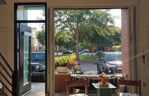 North Charlotte Casa | Charming 2-bedroom townhome walkable to Noda arts district