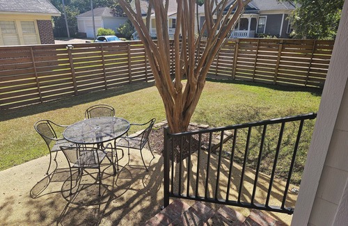 Columbus Casa | Charming 2-bedroom townhome in Columbus with Riverview, very peaceful and quiet!