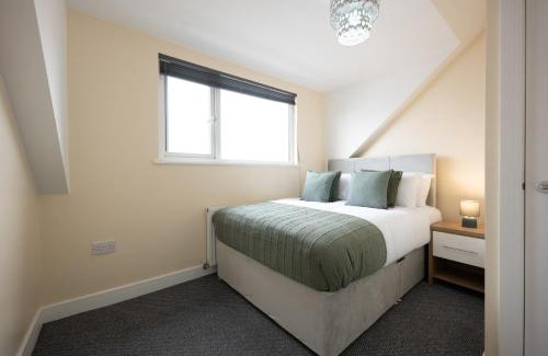 Wallasey Casa | Charming 2-Bedroom Townhouse in Wallasey