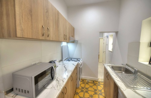 Gzira Chalet De Esquí | Charming 2 bedroom townhouse, internal yard JDES1-1