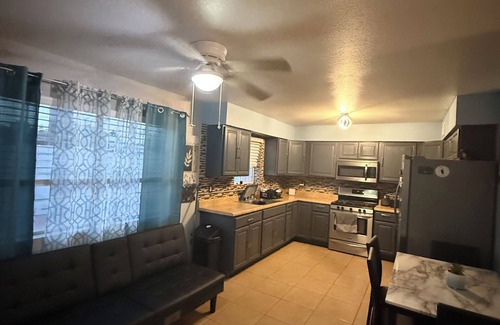 Casa Grande Casa | Charming 2-bedroom house in Casa Grande with AC