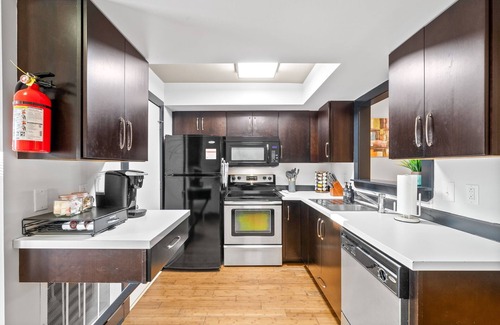 Clarksville Condominio | Charming 2-bedroom dog-friendly condo walking distance to Downtown Clarksville.