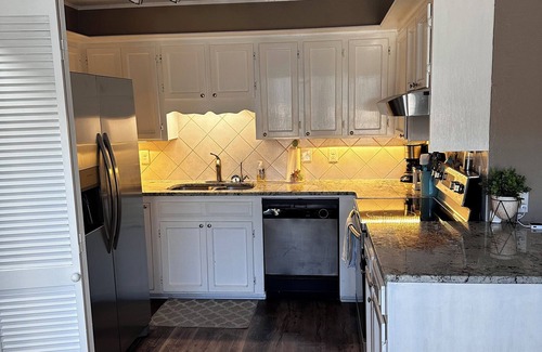 Gulf Shores Condominio | Charming 2-bedroom condo in Gulf Shores with Bay view.